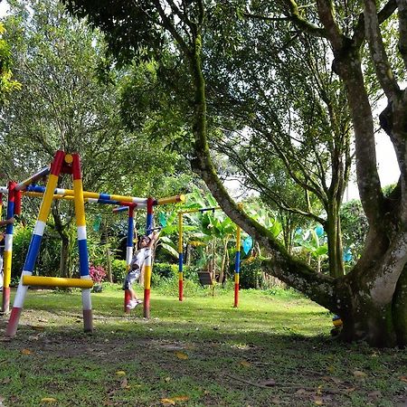 מונטנגרו Casa Finca Villa Luz A 800 Mts Del Parque Del Cafe מראה חיצוני תמונה