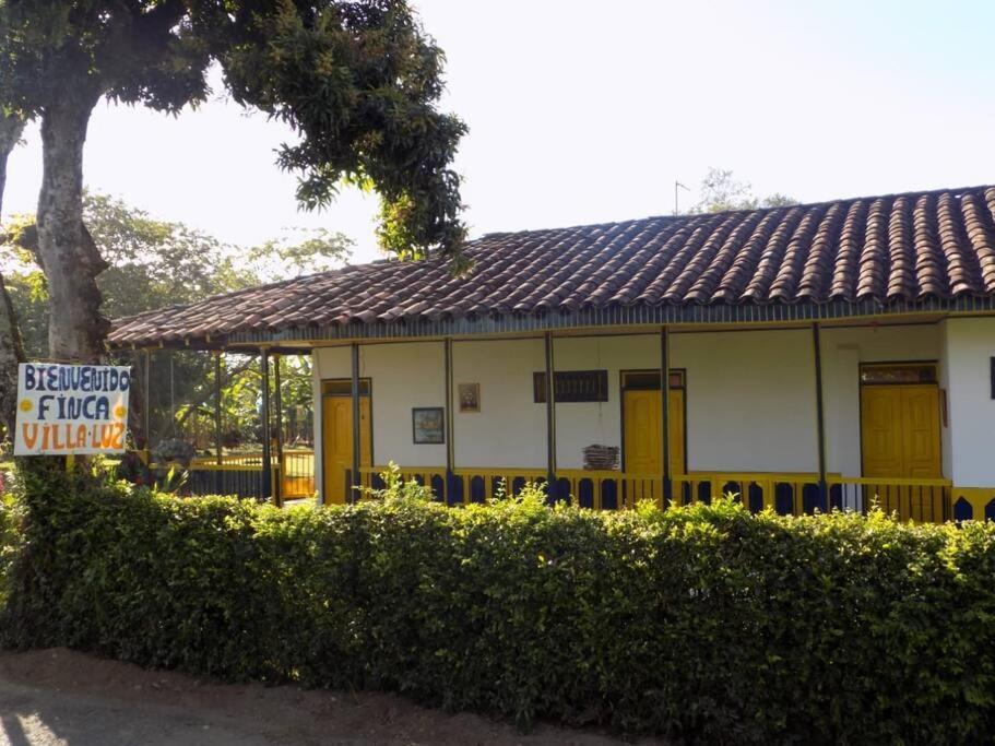 מונטנגרו Casa Finca Villa Luz A 800 Mts Del Parque Del Cafe מראה חיצוני תמונה