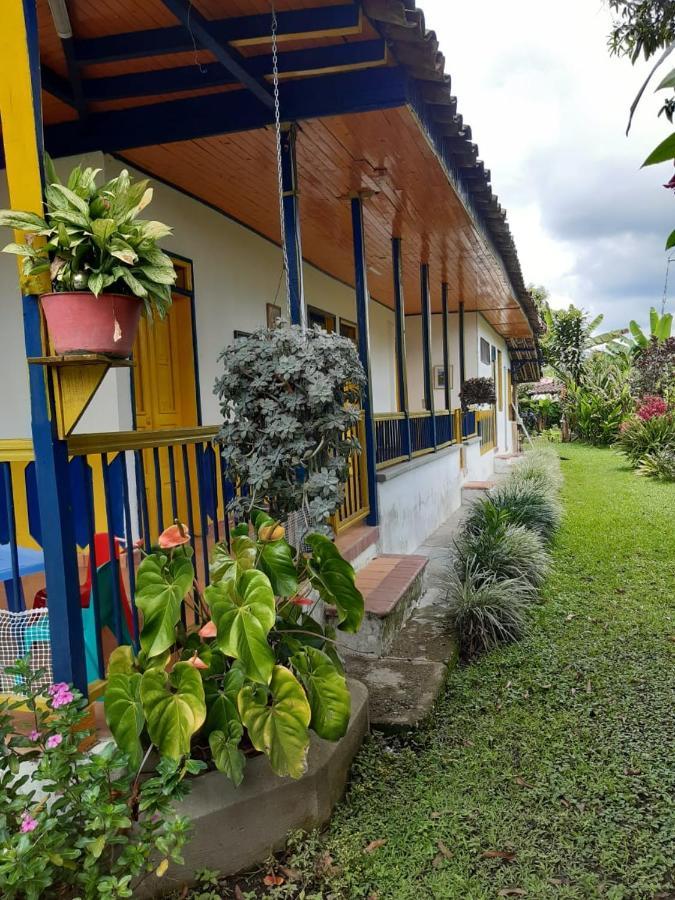 מונטנגרו Casa Finca Villa Luz A 800 Mts Del Parque Del Cafe מראה חיצוני תמונה