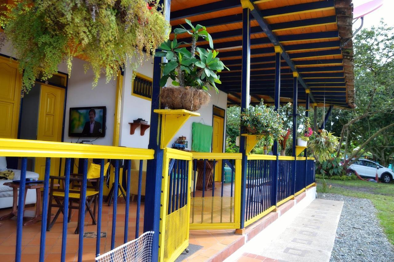 מונטנגרו Casa Finca Villa Luz A 800 Mts Del Parque Del Cafe מראה חיצוני תמונה